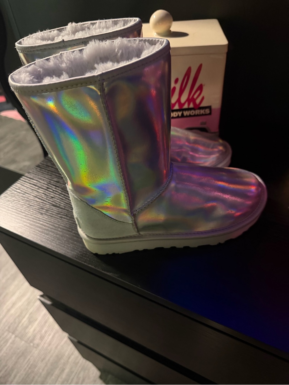 UGG Kids Iridescent Holographic Boots - Silver/Purple Sole